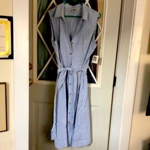Anne Klein never worn seersucker blue white pinstripe dress sleeveless w pockets